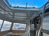 Enclosed cockpit with Fly access